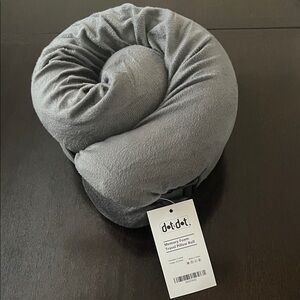 🆕 Dot Dot Memory Foam Travel Pillow Roll - Gray